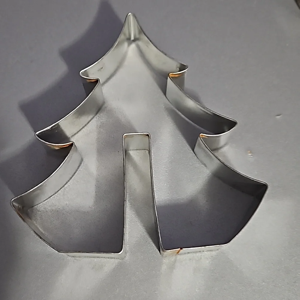 Vintage 2006 Williams Sonoma 8 pc cookie cutters Holiday Storybook Cutter Set